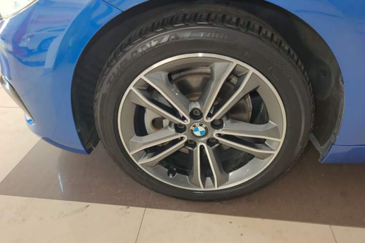 Used BMW 1 Series 2017 118i Sport Edition Left Front Wheel Hub