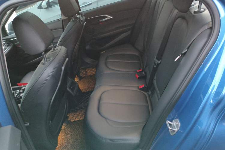 Used BMW 1 Series 2017 118i Sport Edition Left Rear Seat