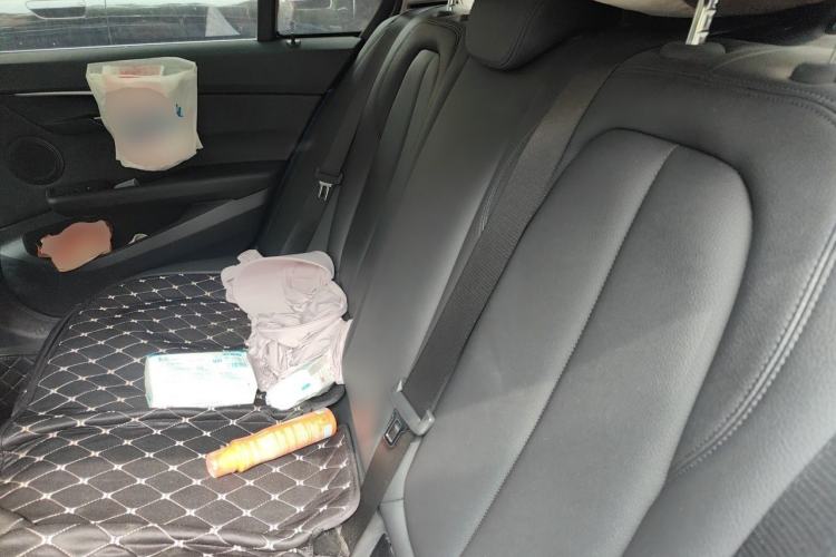 Used BMW 1 Series 2017 118i Design Package Model Left Rear Seat