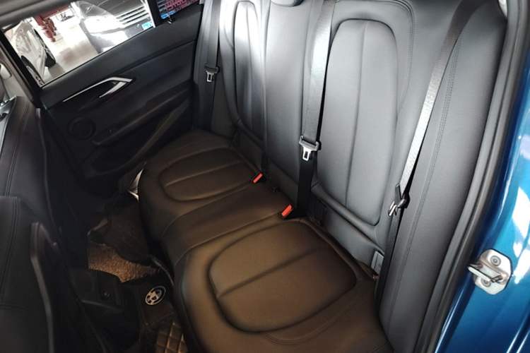 Used BMW 1 Series 2017 118i Sport Edition Left Rear Seat