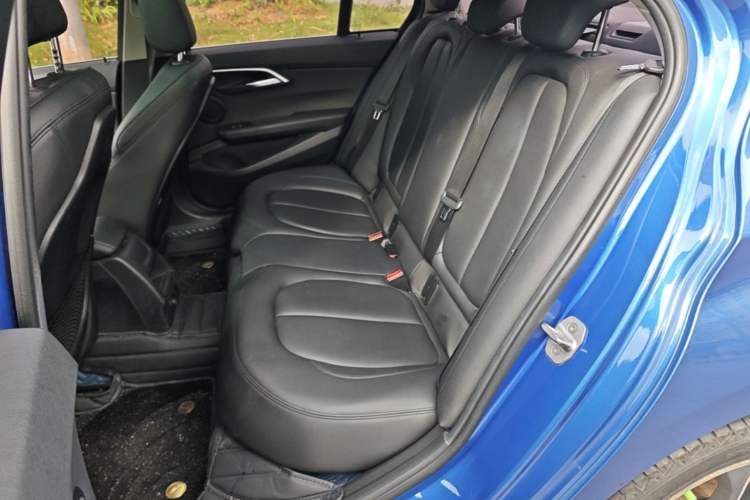 Used BMW 1 Series 2017 118i Sport Edition Left Rear Seat