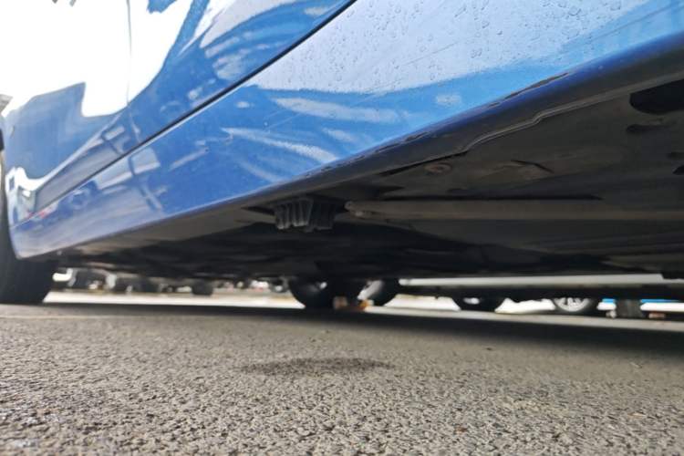 Used BMW 1 Series 2017 118i Sport Edition Left Side Sill