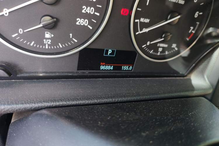 Used BMW 1 Series 2017 118i Sport Edition Odometer Close Up