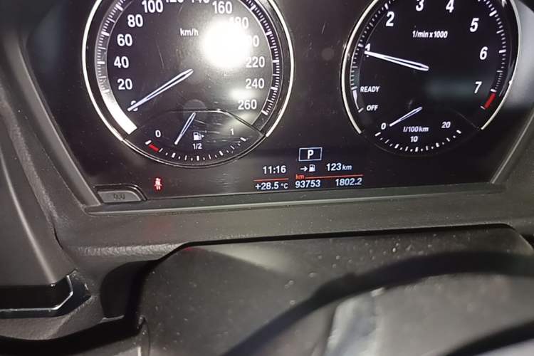 Used BMW 1 Series 2017 118i Sport Edition Odometer Close Up