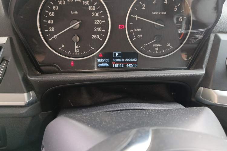 Used BMW 1 Series 2017 120i Design Package Model Odometer Close Up