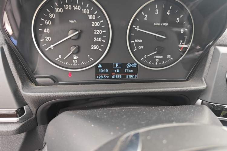 Used BMW 1 Series 2017 118i Sport Edition Odometer Close Up