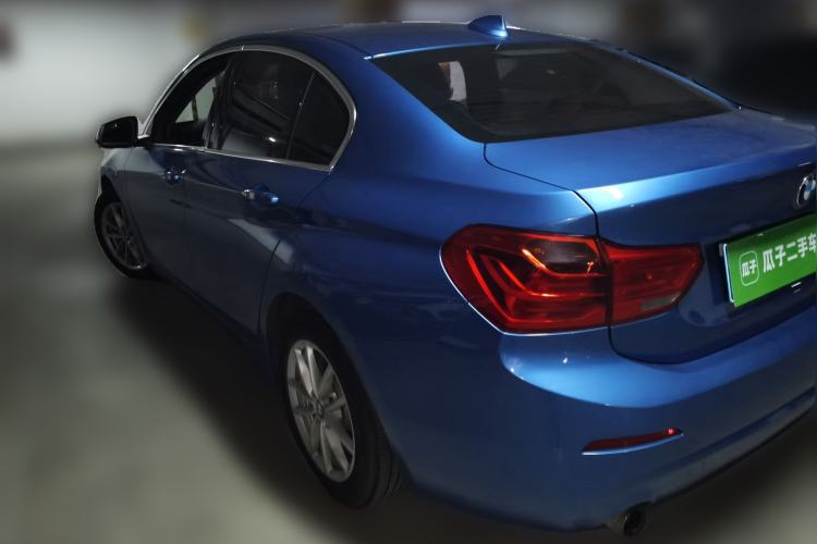 Used BMW 1 Series 2017 118i Fashion Model Rear Left 45 Deg
