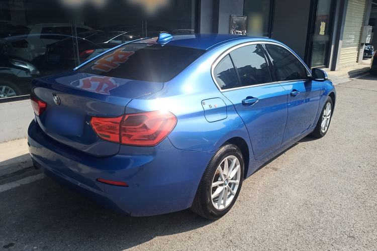 Used BMW 1 Series 2017 118i Fashion Model Rear Right 45 Deg