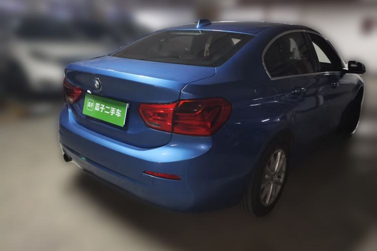 Used BMW 1 Series 2017 118i Fashion Model Rear Right 45 Deg