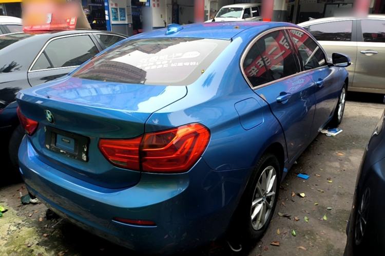 Used BMW 1 Series 2017 118i Fashion Model Rear Right 45 Deg
