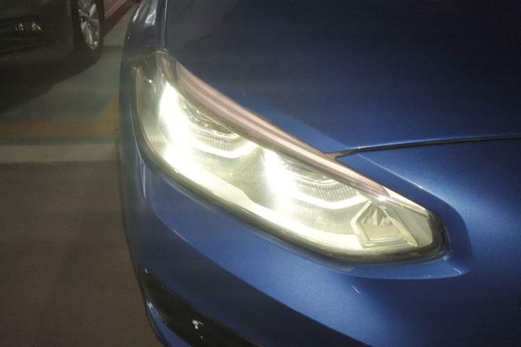 Used BMW 1 Series 2017 118i Sport Edition Right Front Headlight