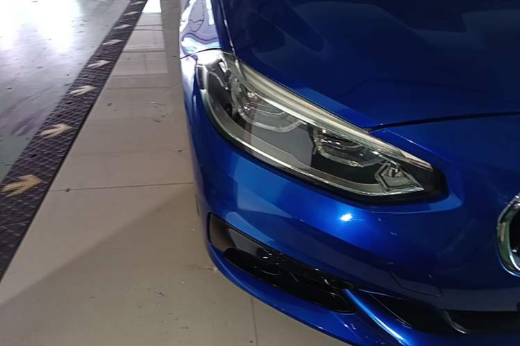 Used BMW 1 Series 2017 118i Sport Edition Right Front Headlight