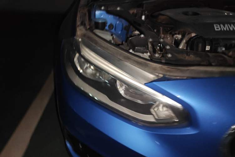 Used BMW 1 Series 2017 118i Sport Edition Right Front Headlight