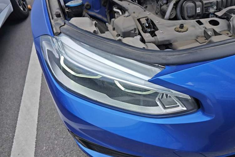 Used BMW 1 Series 2017 118i Sport Edition Right Front Headlight