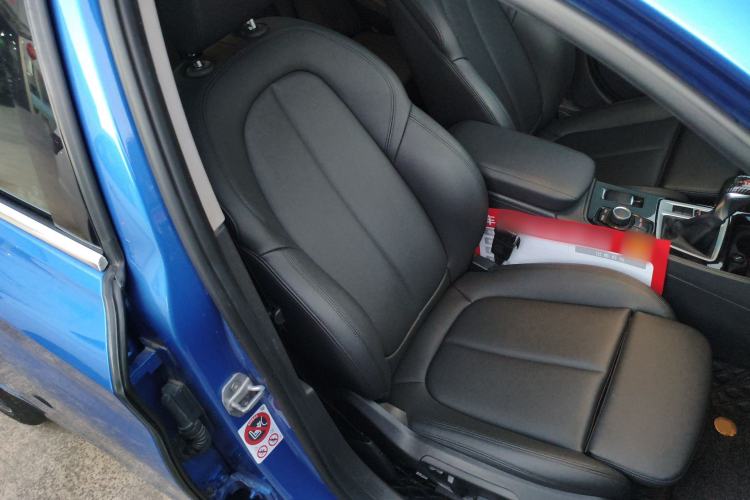 Used BMW 1 Series 2017 118i Sport Edition Right Front Seat