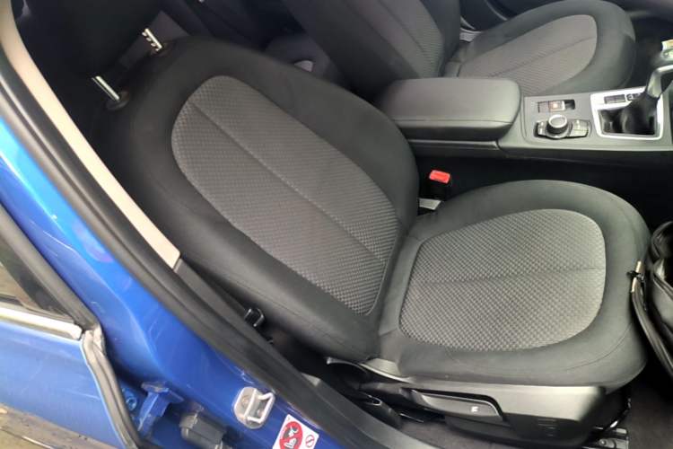 Used BMW 1 Series 2017 118i Fashion Model Right Front Seat