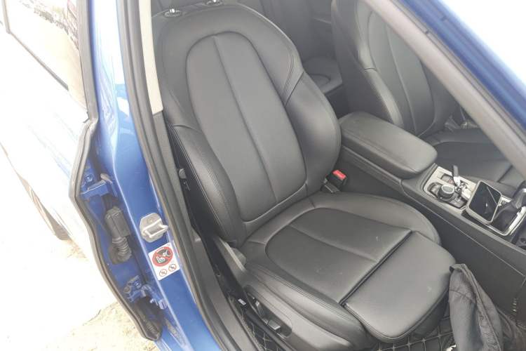 Used BMW 1 Series 2017 118i Sport Edition Right Front Seat