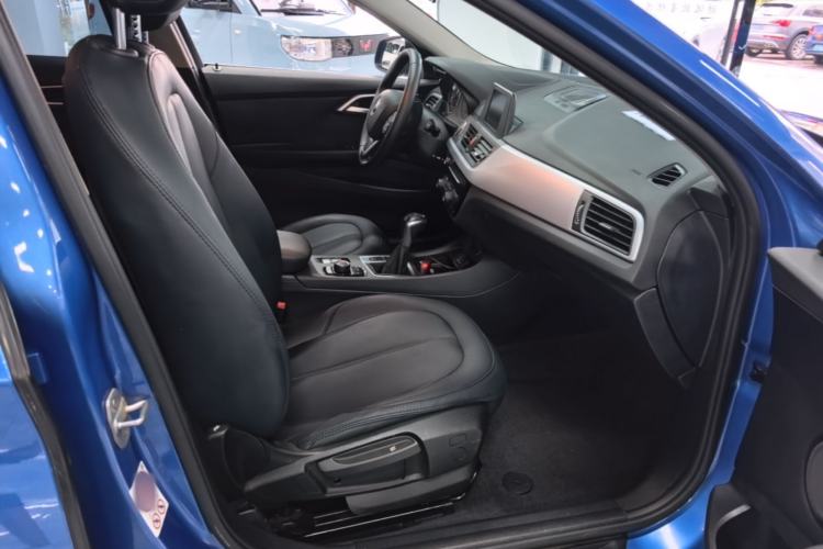 Used BMW 1 Series 2017 118i Fashion Model Right Front Seat