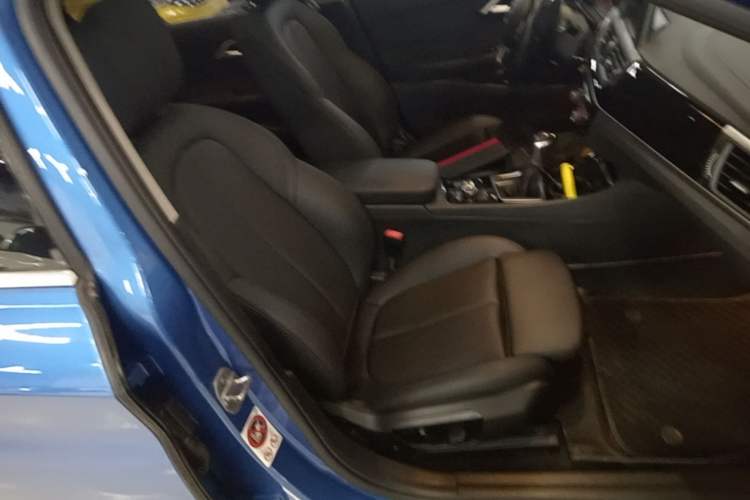 Used BMW 1 Series 2017 118i Sport Edition Right Front Seat