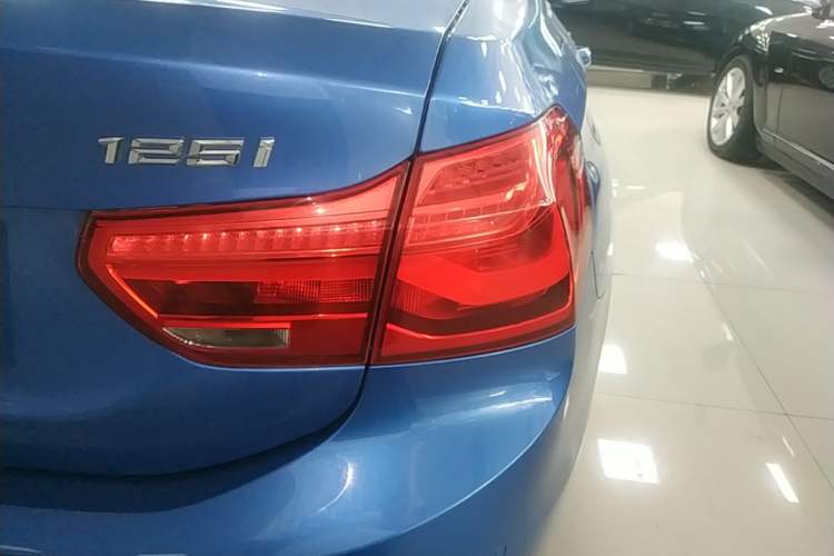 Used BMW 1 Series 2017 125i Sport Model Right Rear Taillight