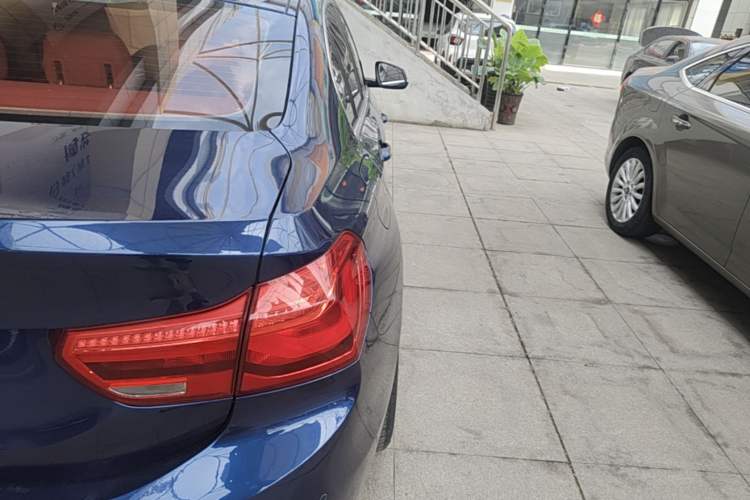 Used BMW 1 Series 2017 118i Design Package Model Right Rear Taillight