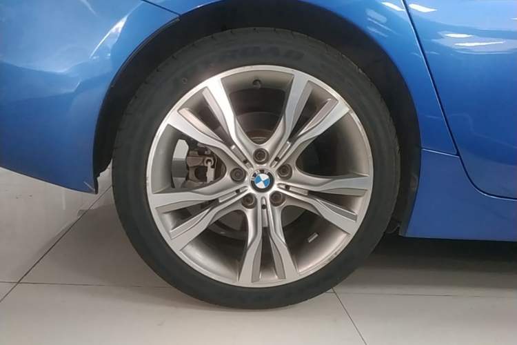 Used BMW 1 Series 2017 125i Sport Model Right Rear Wheel Hub