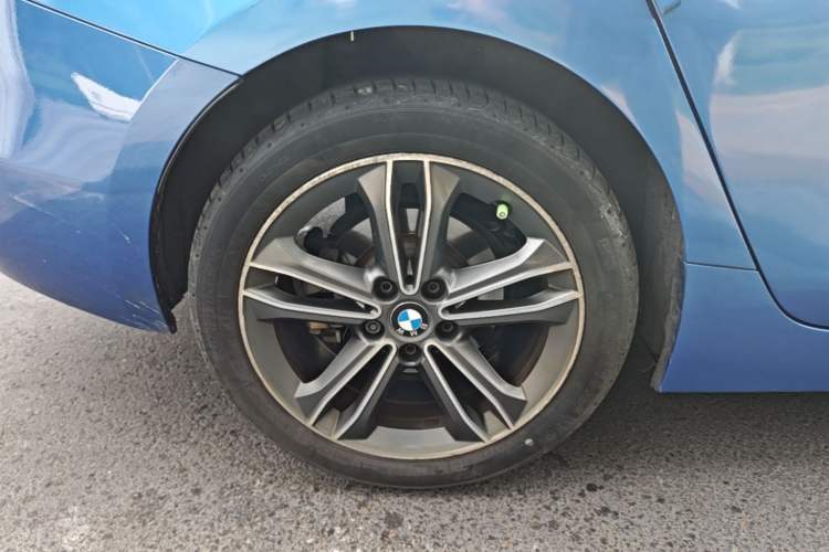 Used BMW 1 Series 2017 118i Sport Edition Right Rear Wheel Hub
