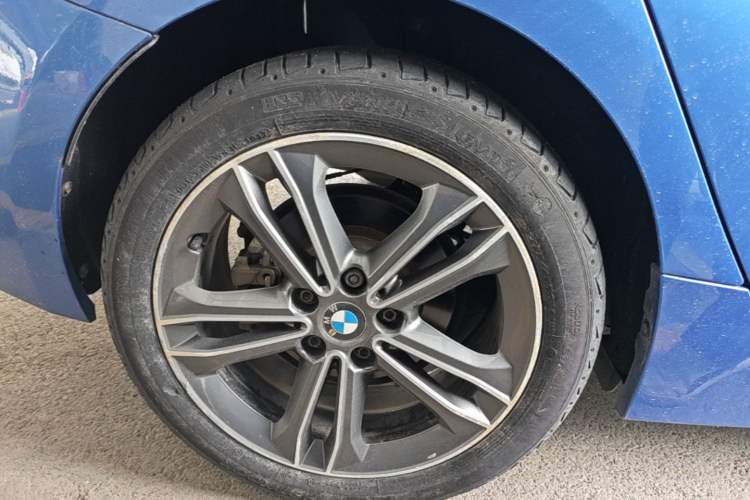 Used BMW 1 Series 2017 118i Sport Edition Right Rear Wheel Hub