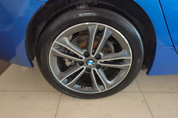 Used BMW 1 Series 2017 118i Sport Edition Right Rear Wheel Hub