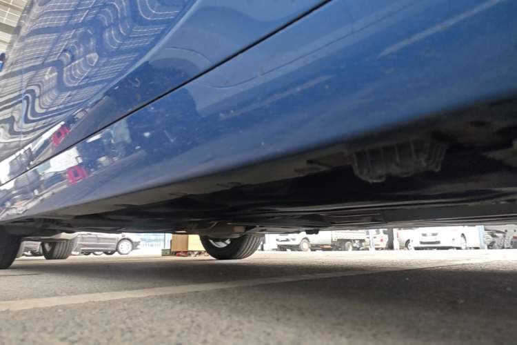 Used BMW 1 Series 2017 118i Sport Edition Right Side Sill