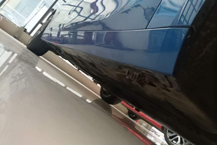 Used BMW 1 Series 2017 118i Sport Edition Right Side Sill