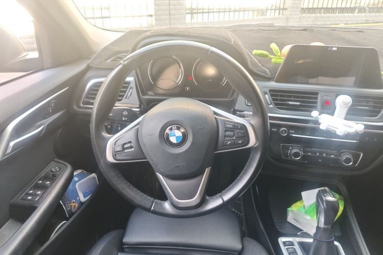 Used BMW 1 Series 2017 118i Sport Edition Steering Wheel