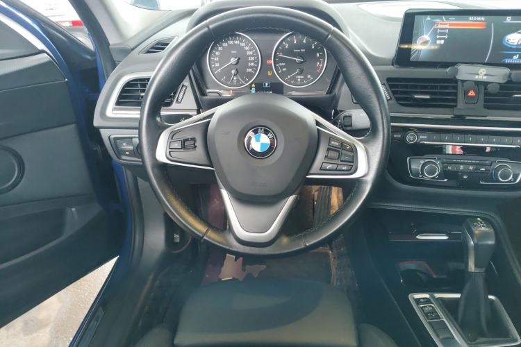 Used BMW 1 Series 2017 118i Sport Edition Steering Wheel