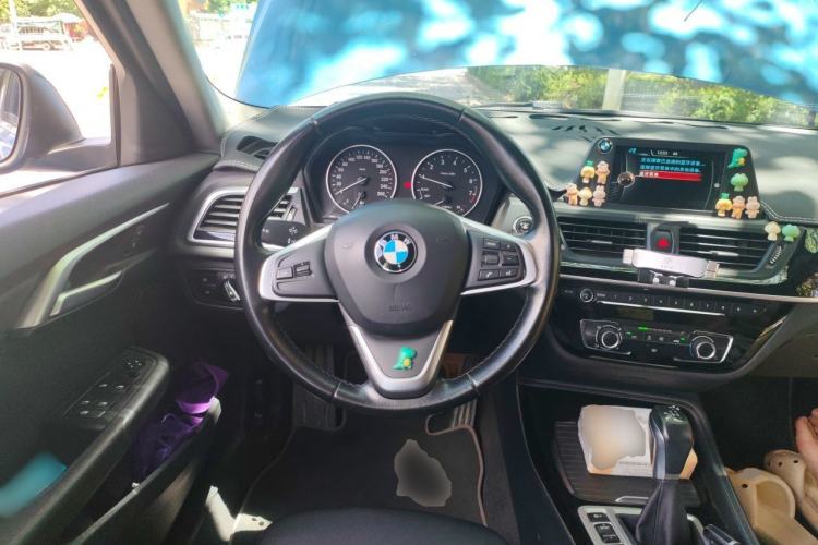 Used BMW 1 Series 2017 118i Sport Edition Steering Wheel