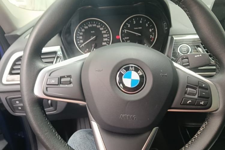 Used BMW 1 Series 2017 118i Sport Edition Steering Wheel