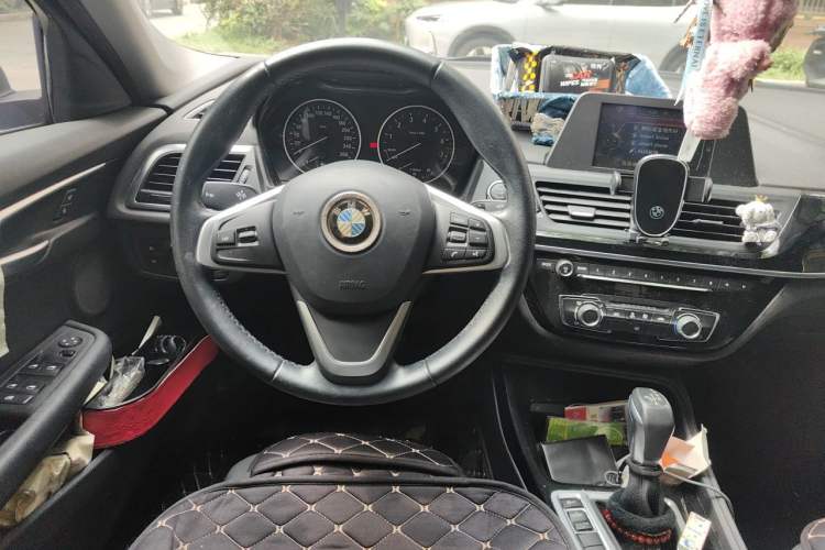 Used BMW 1 Series 2017 118i Design Package Model Steering Wheel