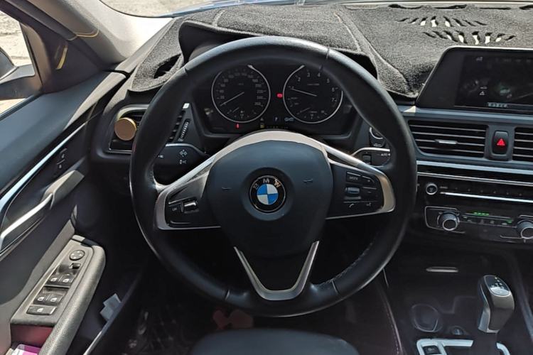 Used BMW 1 Series 2017 118i Sport Edition Steering Wheel