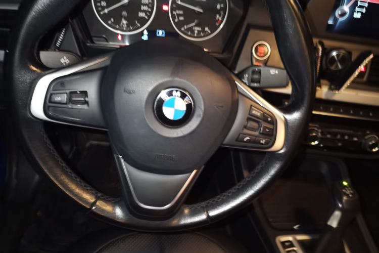 Used BMW 1 Series 2017 118i Fashion Model Steering Wheel
