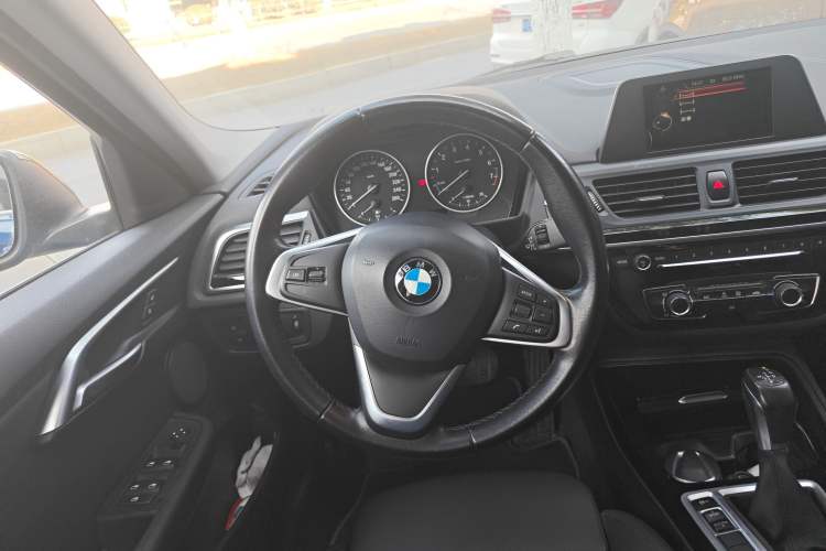 Used BMW 1 Series 2017 118i Sport Edition Steering Wheel