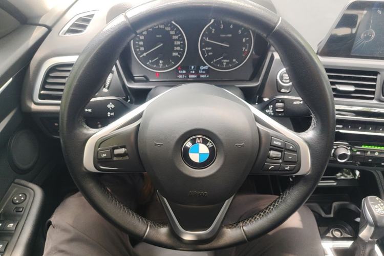 Used BMW 1 Series 2017 118i Sport Edition Steering Wheel