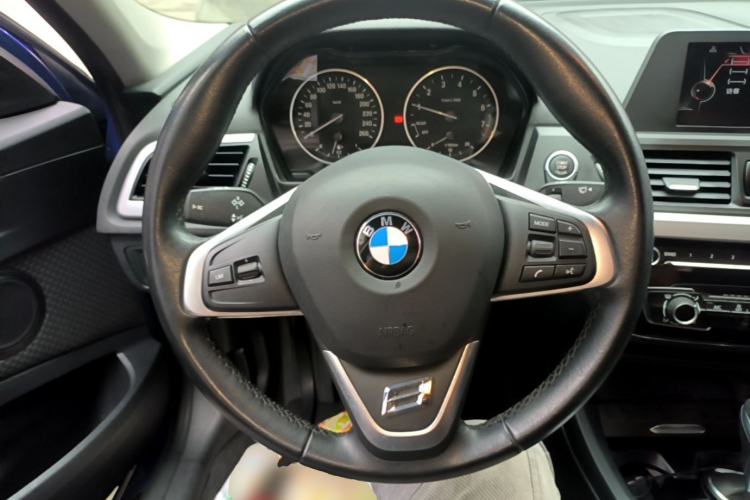 Used BMW 1 Series 2017 118i Fashion Model Steering Wheel