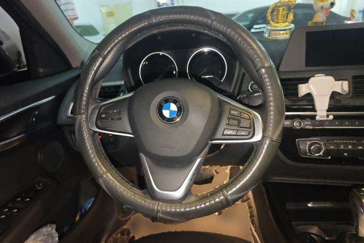 Used BMW 1 Series 2017 118i Sport Edition Steering Wheel