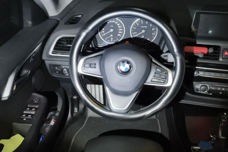 Used BMW 1 Series 2017 118i Sport Edition Steering Wheel