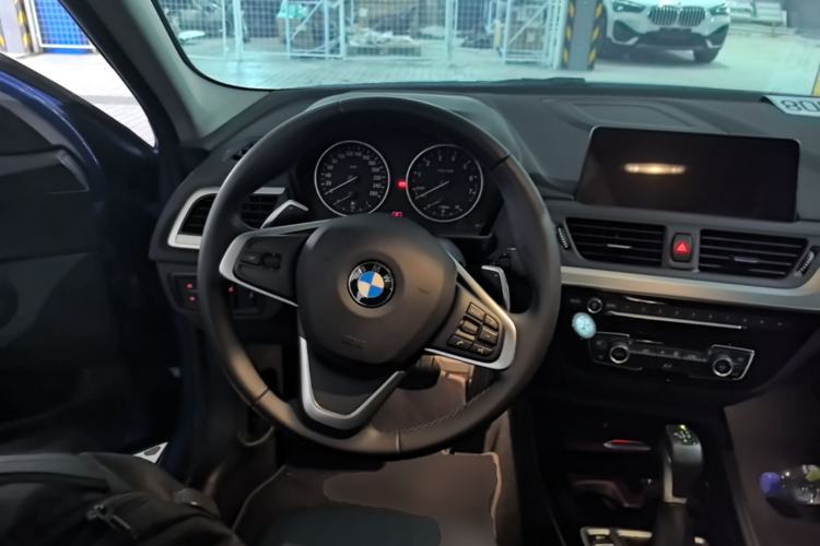 Used BMW 1 Series 2017 120i Design Package Model Steering Wheel