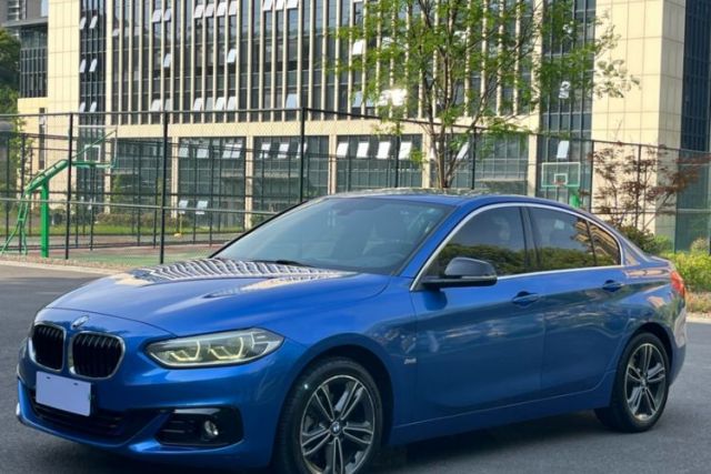 BMW 1 Series 2017 118i Sport Edition d’occasion