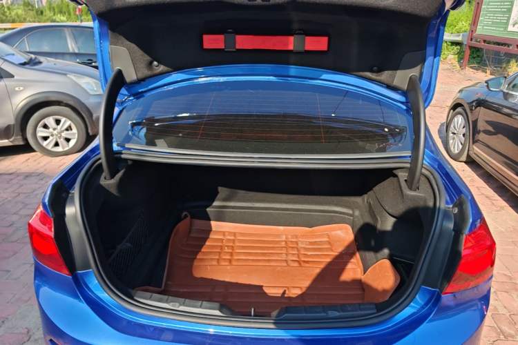 Used BMW 1 Series 2017 118i Sport Edition Trunk