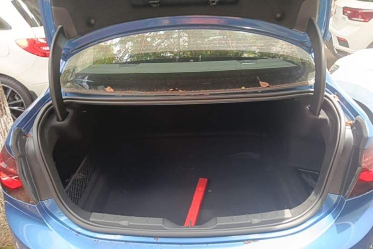 Used BMW 1 Series 2017 118i Sport Edition Trunk
