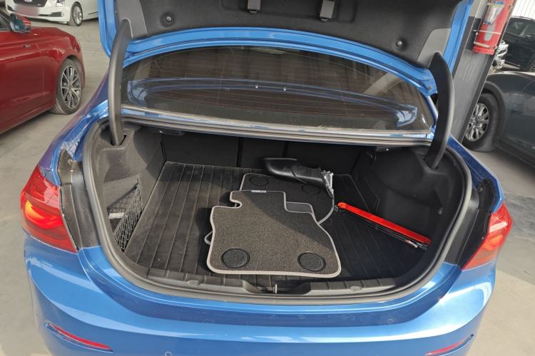 Used BMW 1 Series 2017 118i Design Package Model Trunk