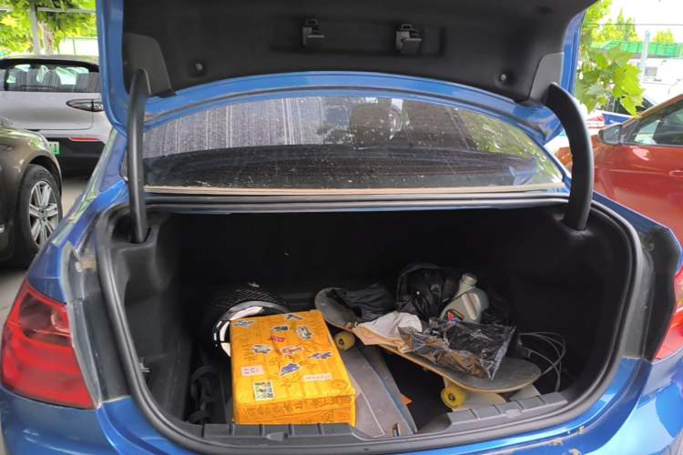 Used BMW 1 Series 2017 118i Fashion Model Trunk