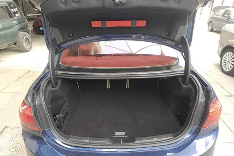 Used BMW 1 Series 2017 118i Design Package Model Trunk